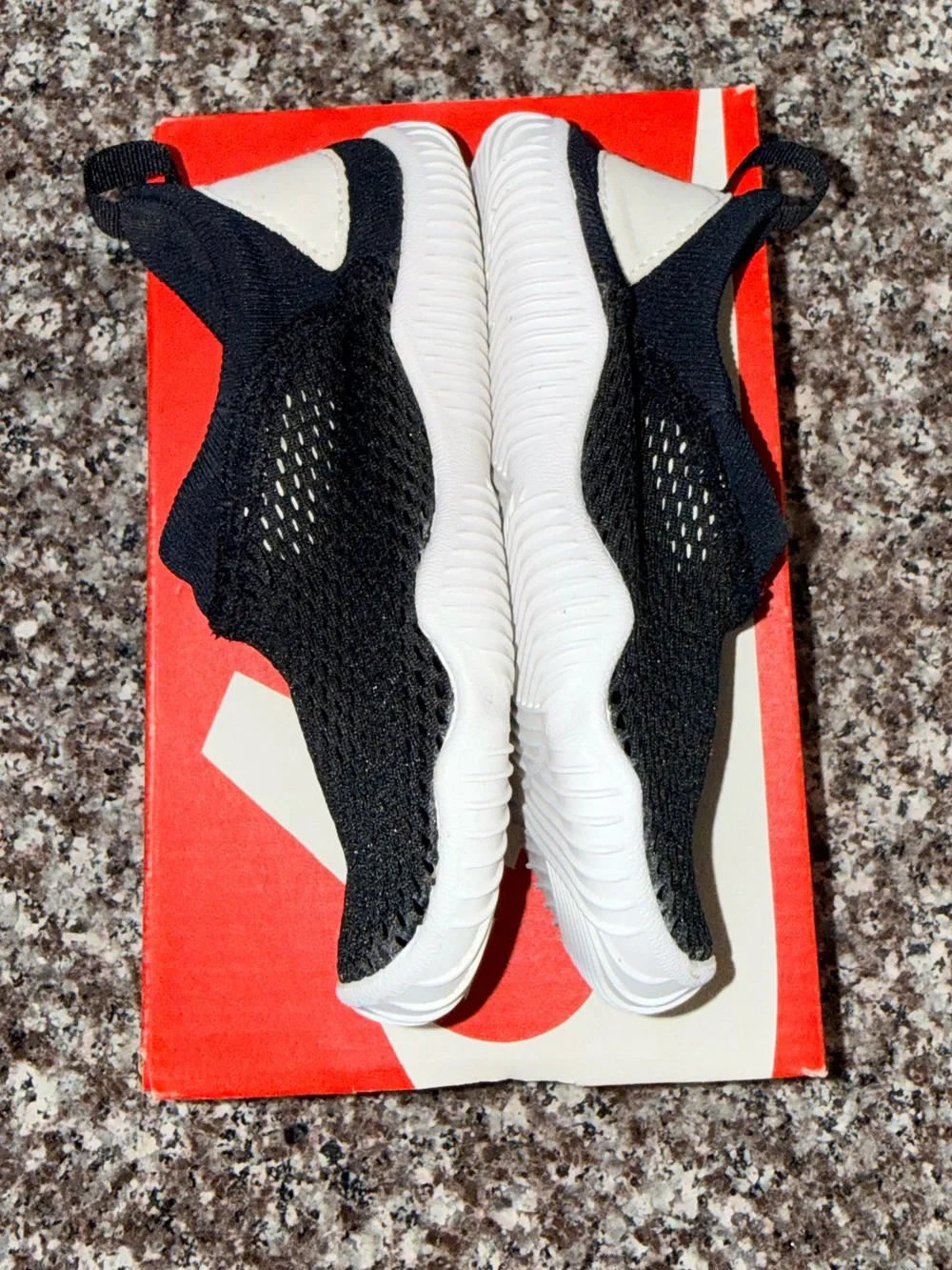 Kids Nike Aqua Socks 360